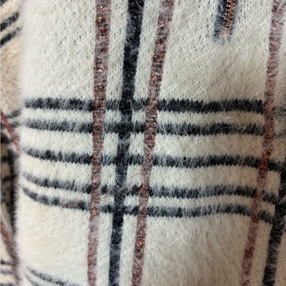 Entro Cream and Black Plaid Turtleneck Sweater - Picture 4 of 8